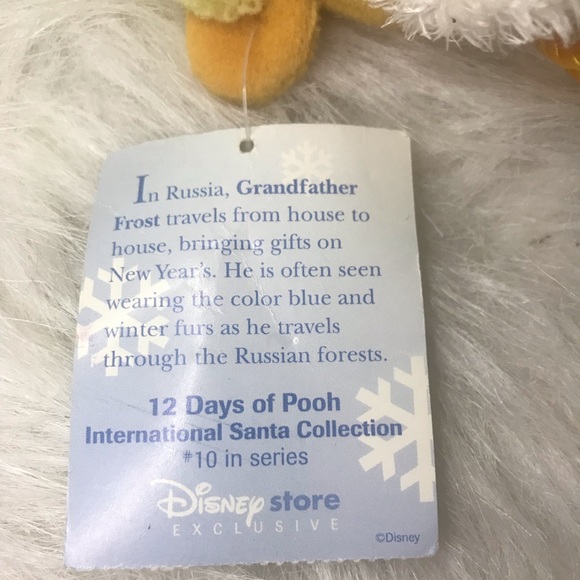 Set of 4 Disney Winnie the Poohs - Picture 7 of 13